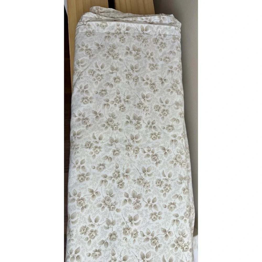 VTG Laura‎ Ashley Lifestyles Tan White Calico Ditsy Floral Flat QUEEN Sheet Rose
